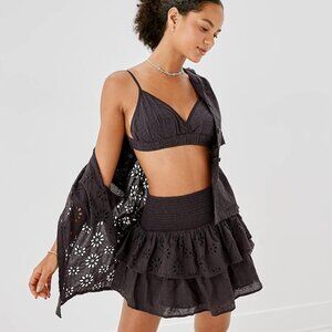 NWT American Eagle Outfitters AEO Floral Eyelet Short Sleeve Button Down Blouse